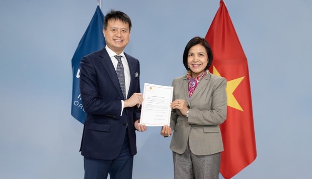 Việt Nam gia nhập WCT